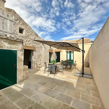 Corte Ludovica * Martano